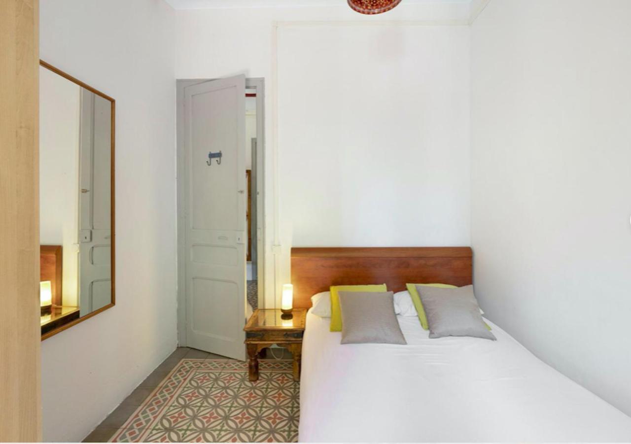 Great Apartment In Sagrada Familia With Balcony Барселона Екстериор снимка