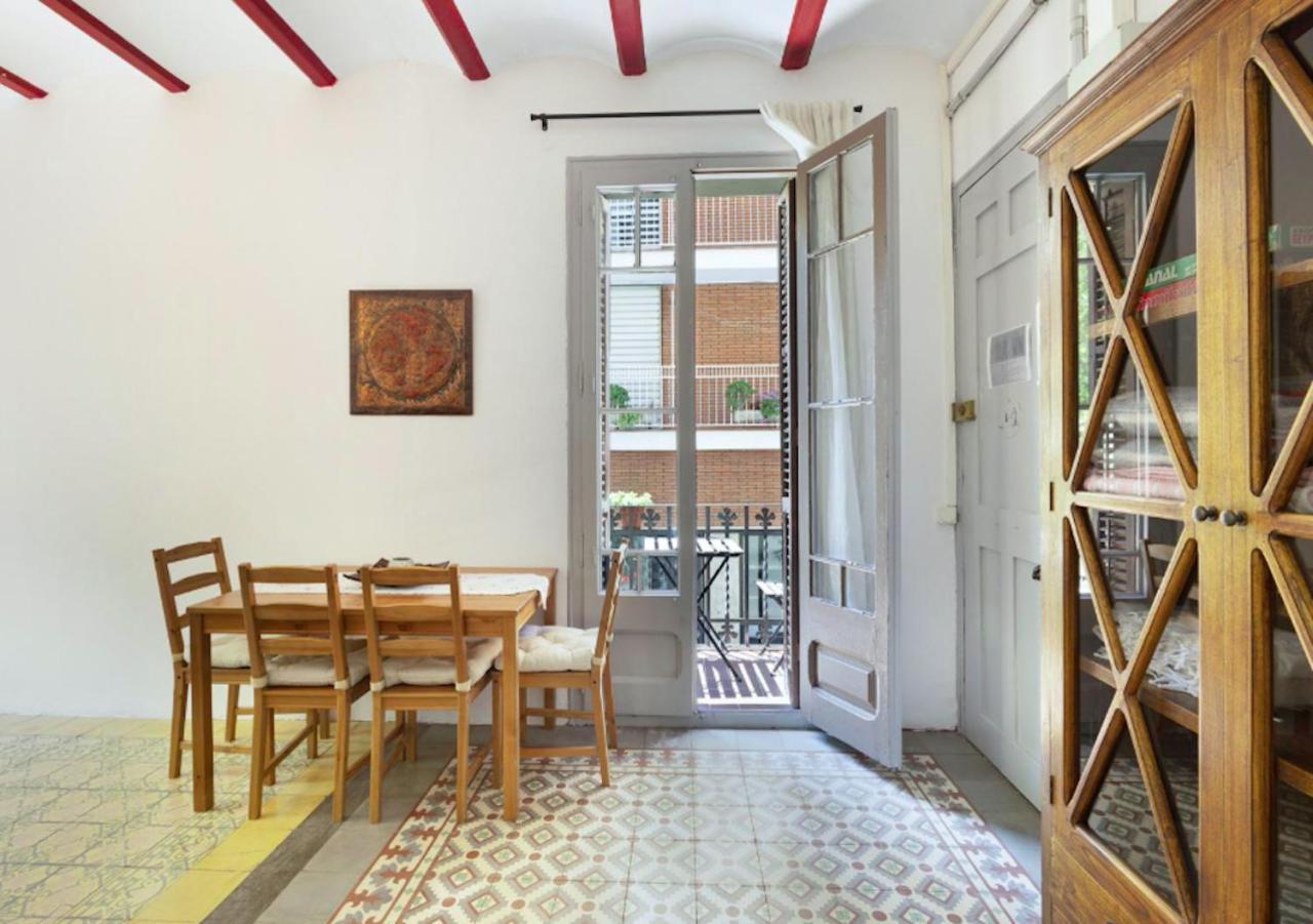 Great Apartment In Sagrada Familia With Balcony Барселона Екстериор снимка