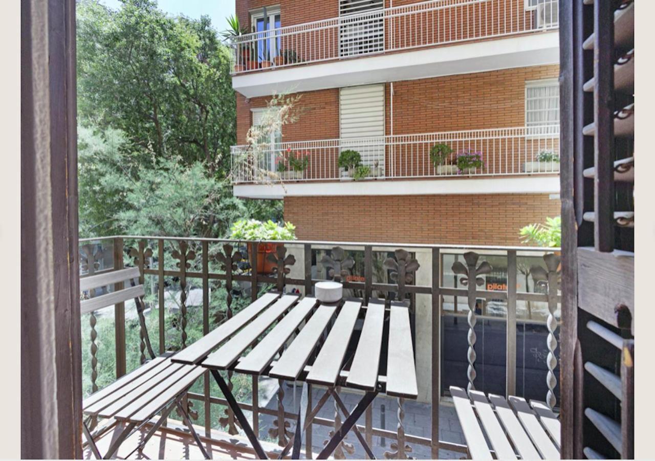 Great Apartment In Sagrada Familia With Balcony Барселона Екстериор снимка