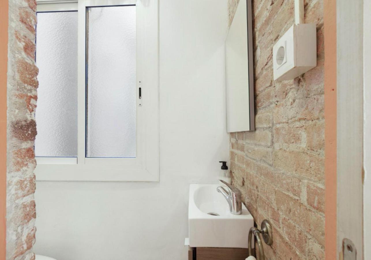 Great Apartment In Sagrada Familia With Balcony Барселона Екстериор снимка